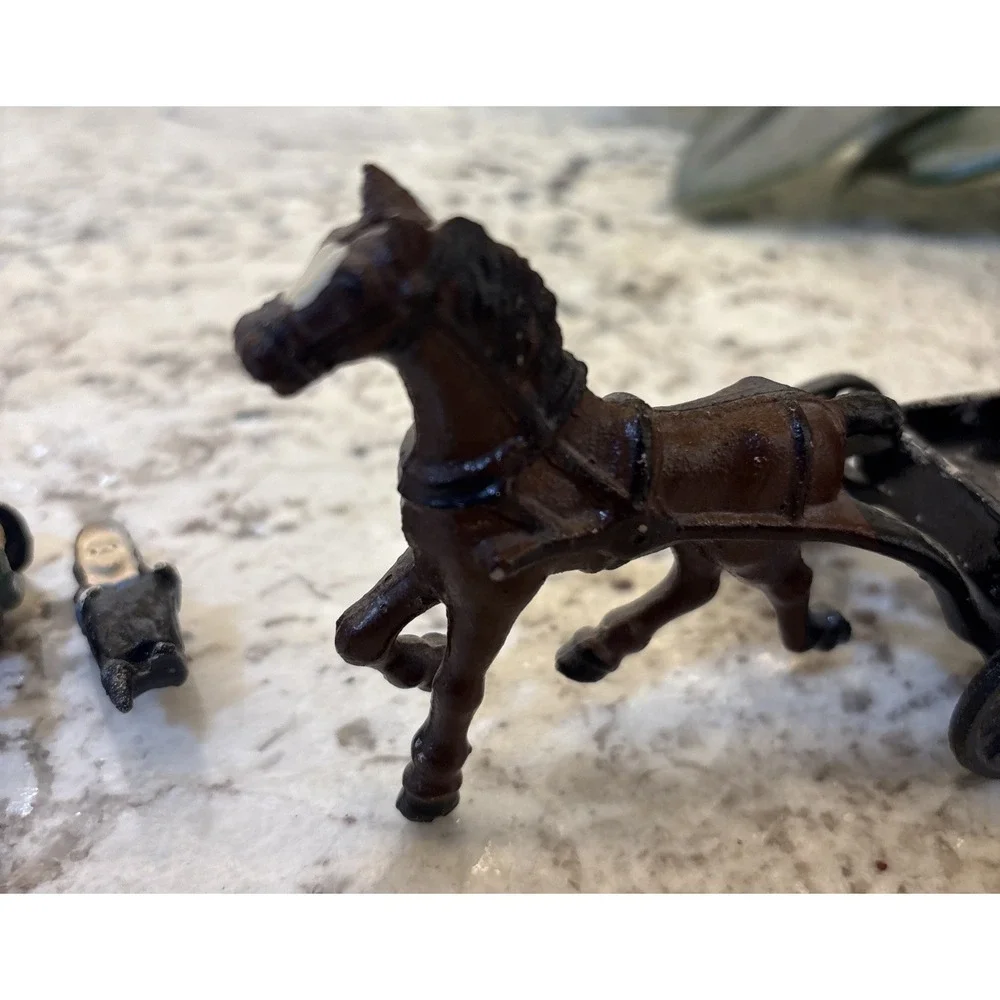 Four Piece Vintage #sm19 Amish Lancaster Cast Iron Horse Drawn Carriage & Riders